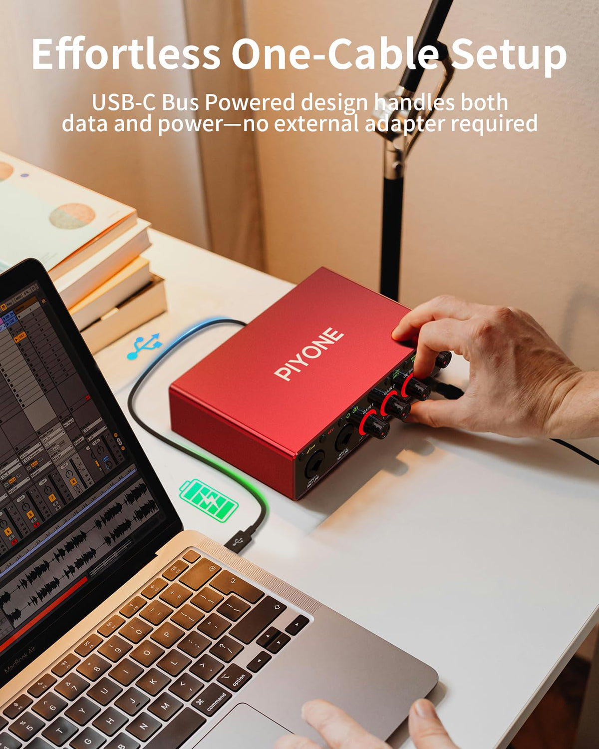2X2 24-bit/192kHz Audio Interface with XLR/TRS Combo Input L441977