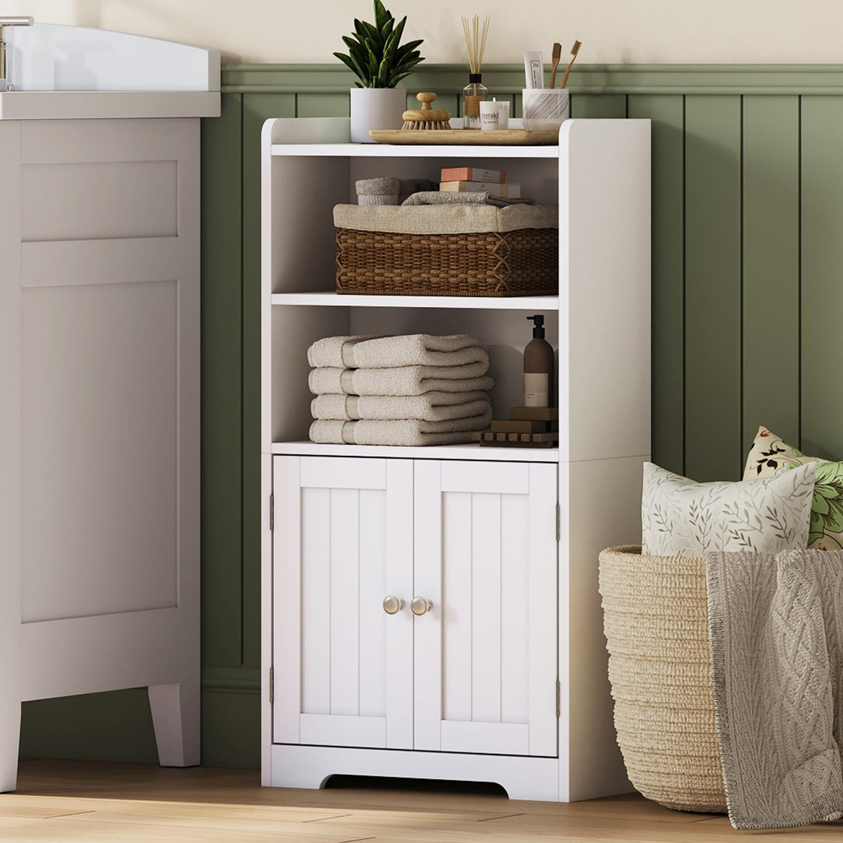 Small Bathroom Storage Cabinet with 2 Door and Shelves V9658