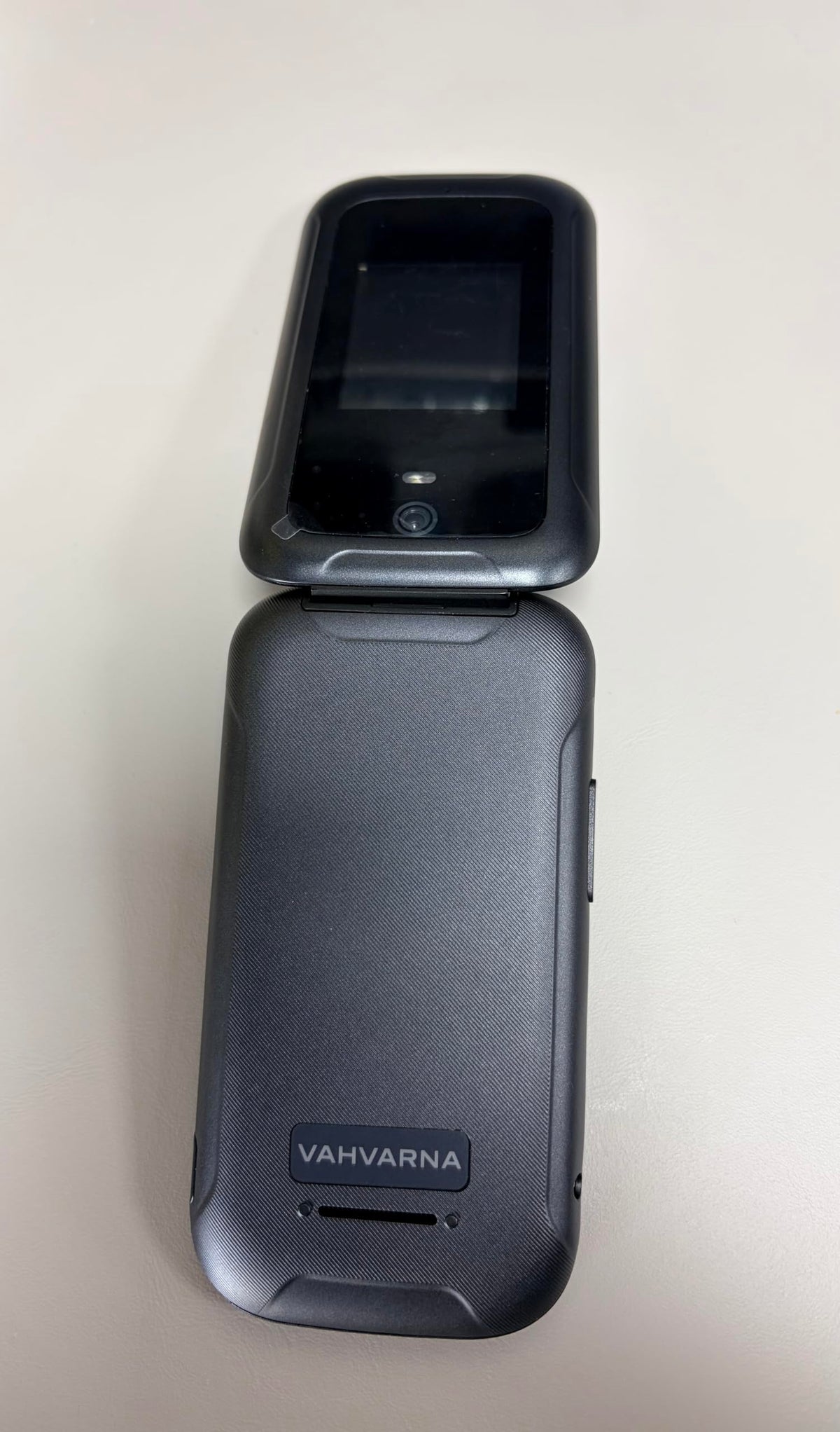 2.8" Dual Screen 4G LTE Flip Phone R55508